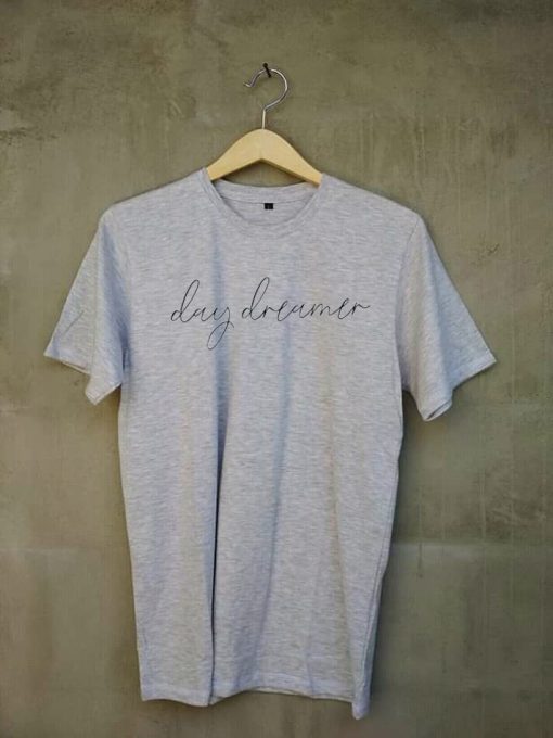 Daydreamer latina Grey shirt