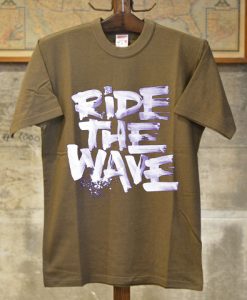 Ride The Wafe Brown T shirts